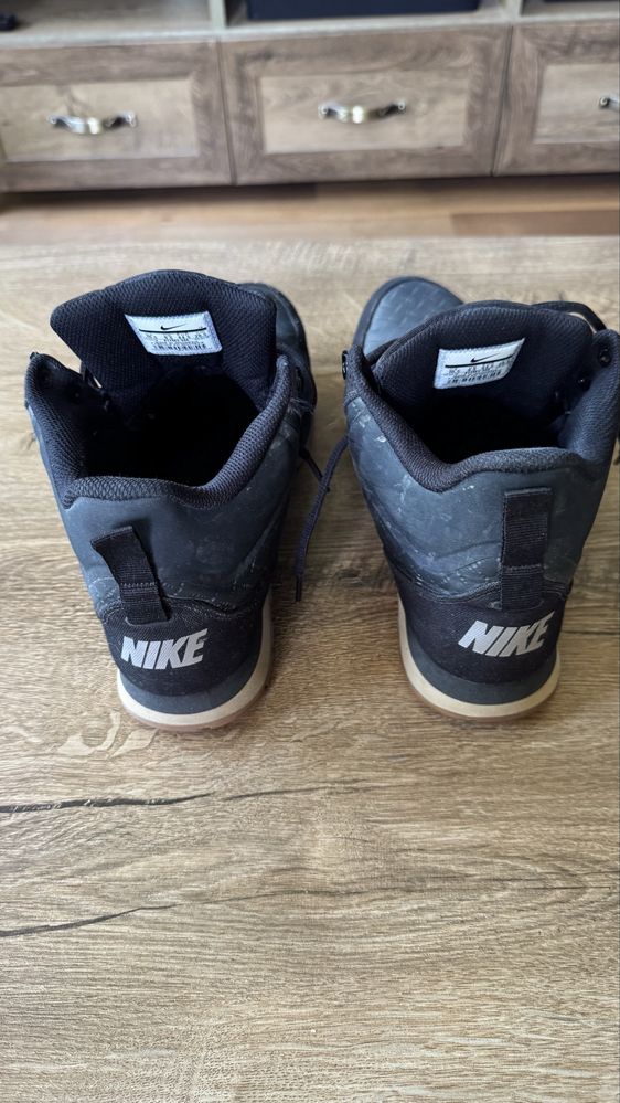 Маратонки NIKE - като нови!