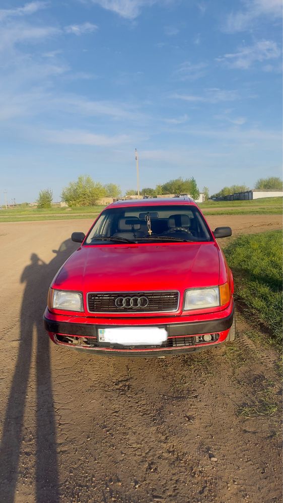 Audi 100 продам
