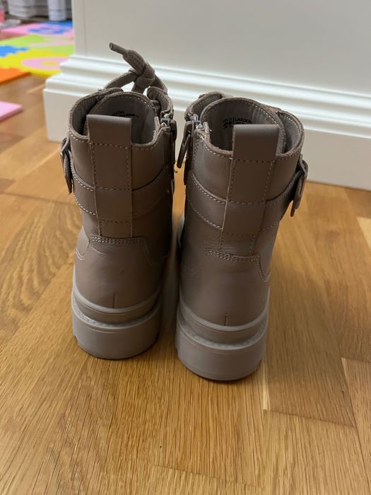 Ghete Lasocki, stare impecabila, marime 32