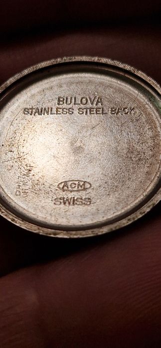 Vand ceas Bulova Longchamp.