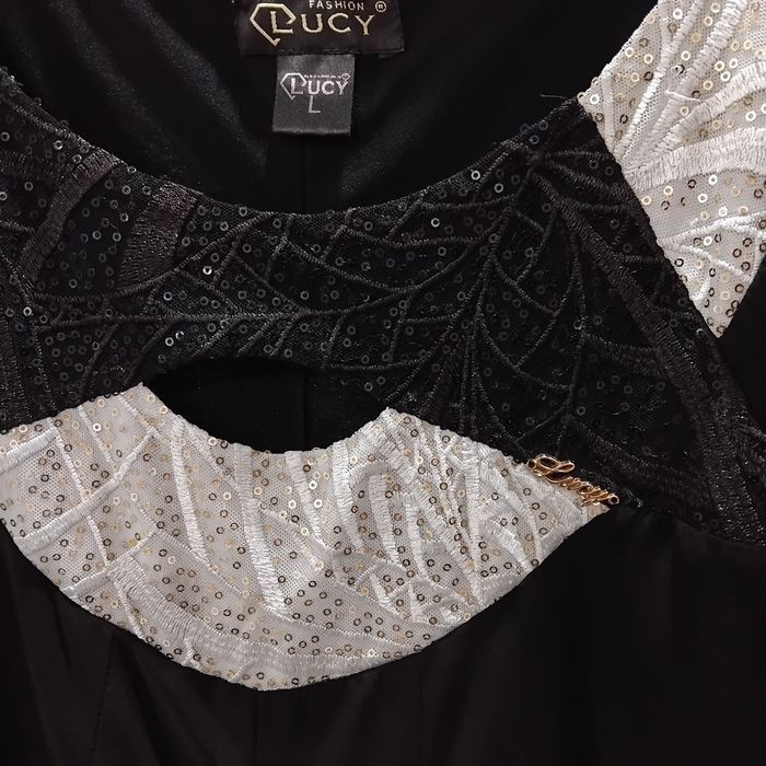 Рокля Lucy. L размер