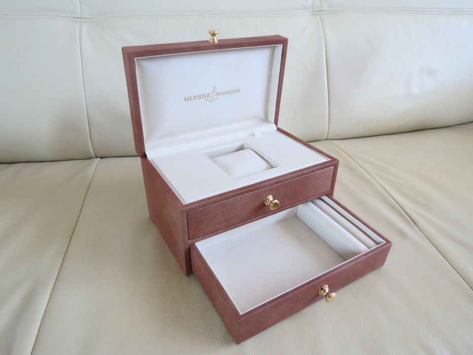 Cutie ceas bijuterii Ulysse Nardin ! Noua !