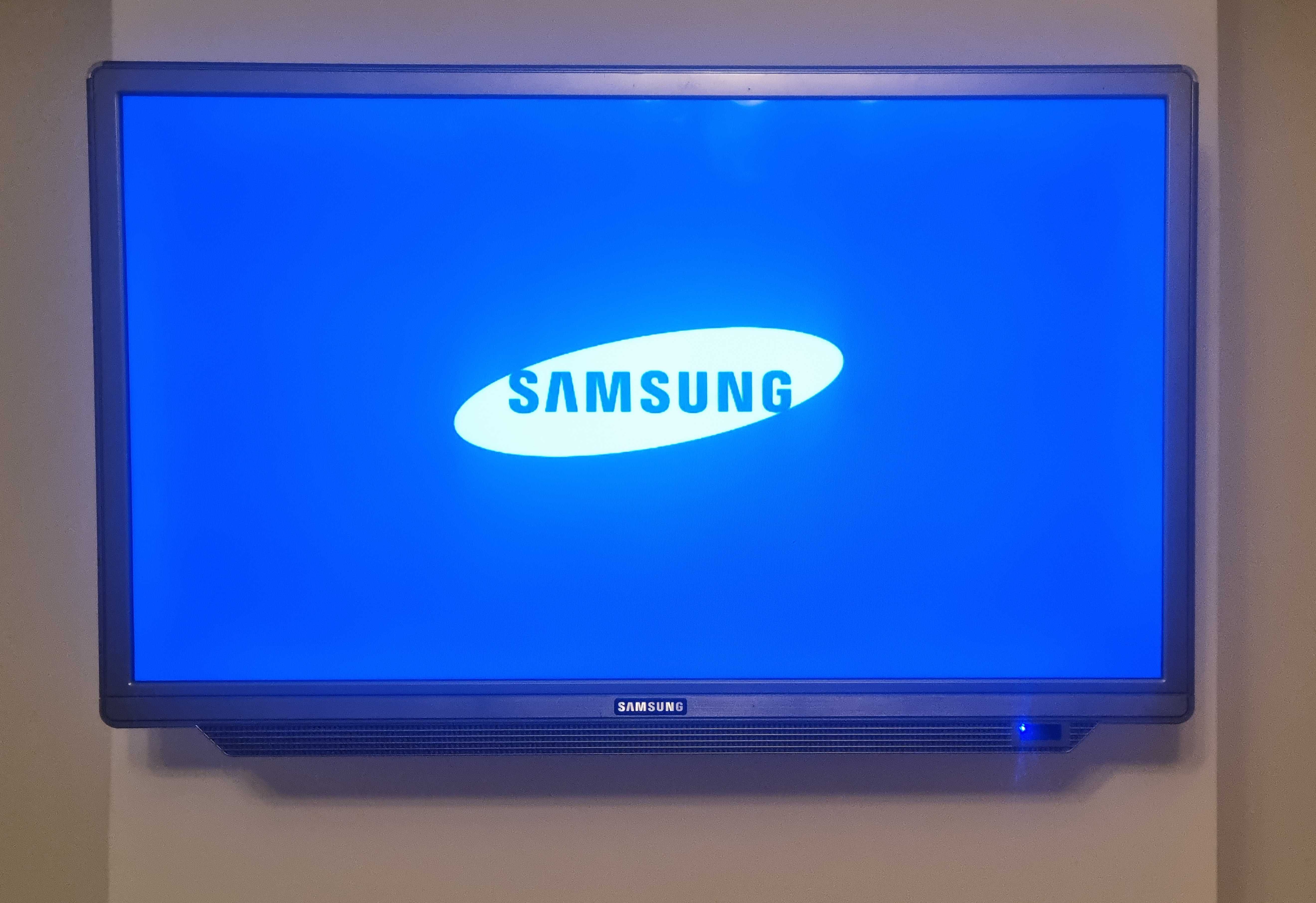 Samsung TV 32 lik