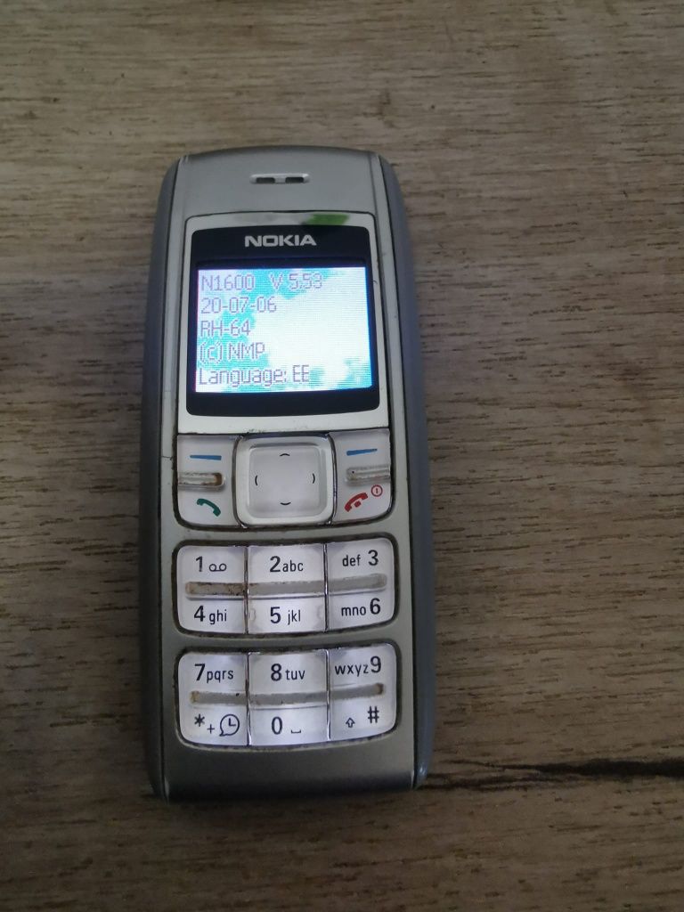 Nokia 1600 , Silver