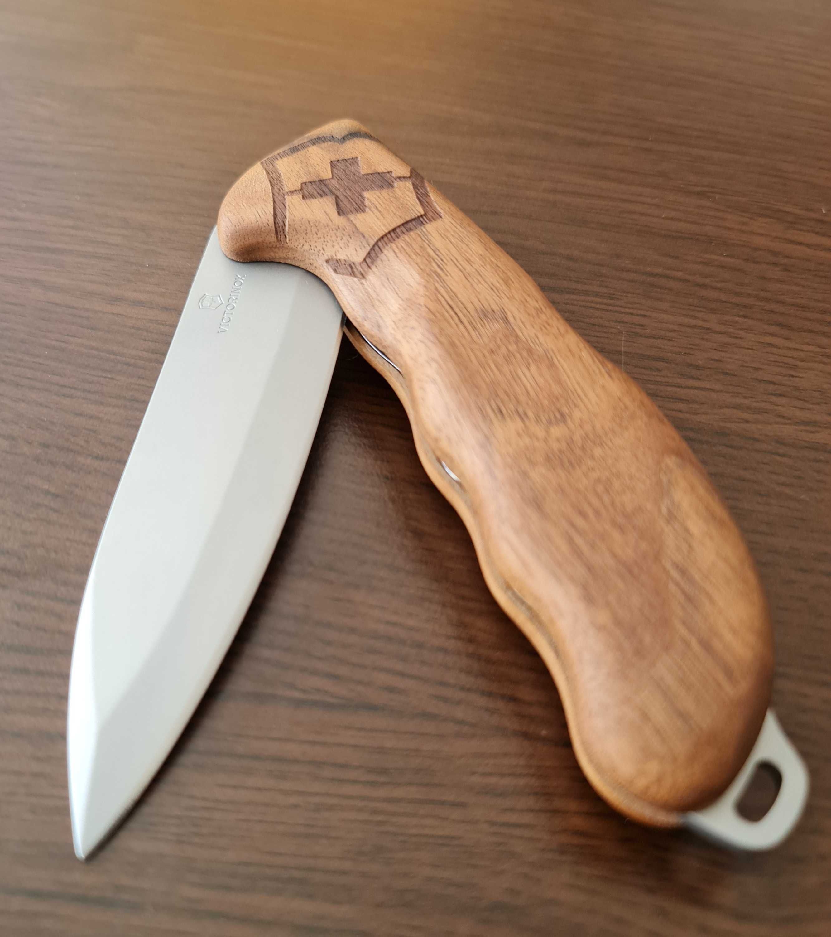 Victorinox Hinter Pro Wood,Classic 58 mm,Ambassador и други