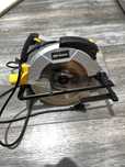 Circular cu fir si laser de ghidaj