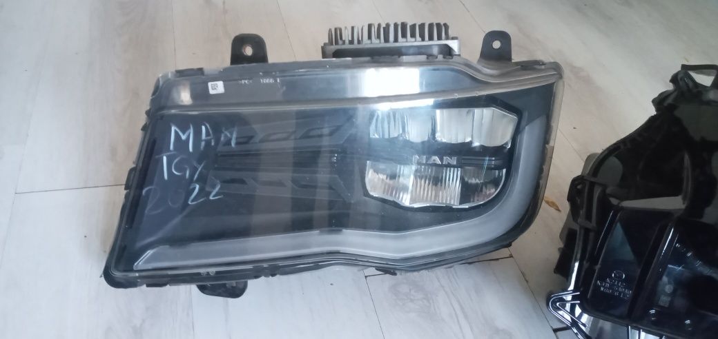 Far faruri full led Mazda CX5 CX60 Citroen C3 Man TGX Skoda Karoq