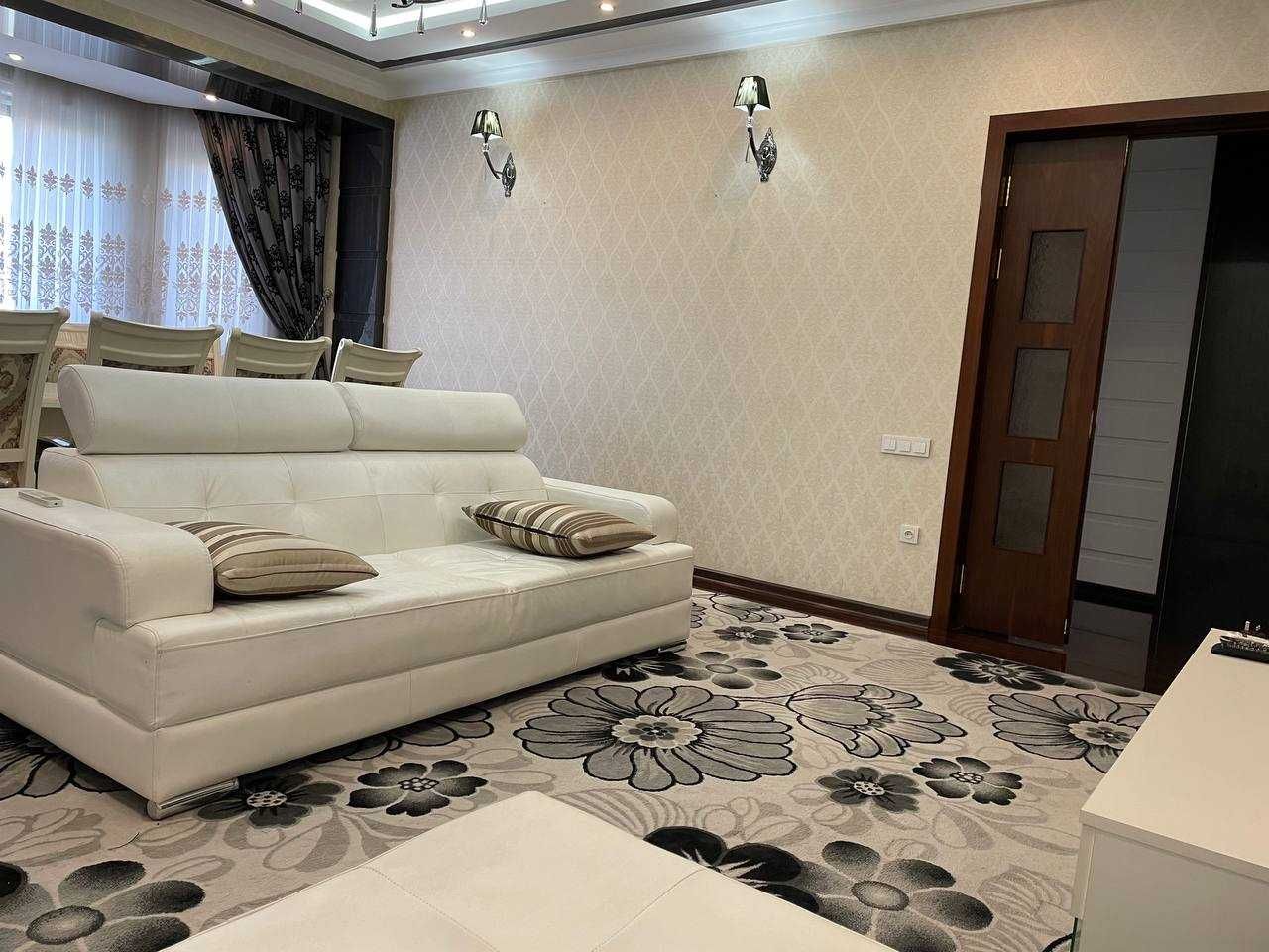 Сдается квартира в центре на Алайском