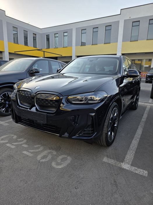 BMW ix3 2024 г Harman cordon