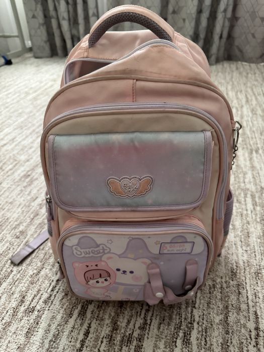 Отдам рюкзак школьный