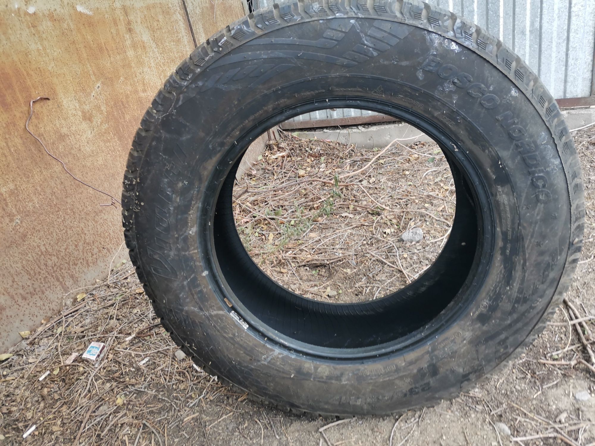 Шины зимние 235/55 R-17