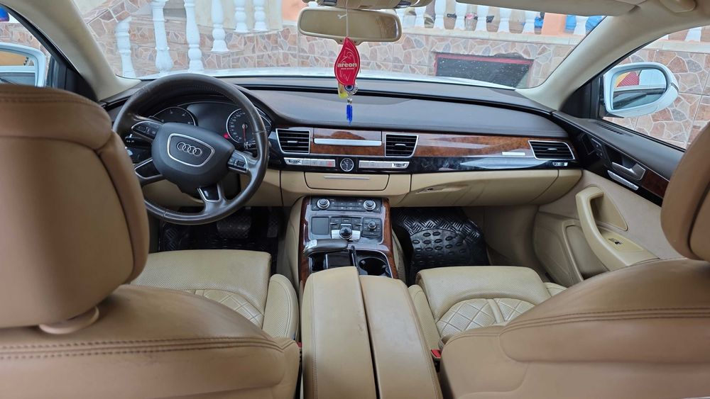 Audi a8 vand sau schimb