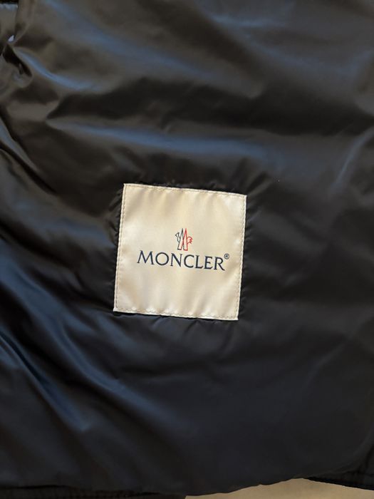 Geaca Moncler piele naturala