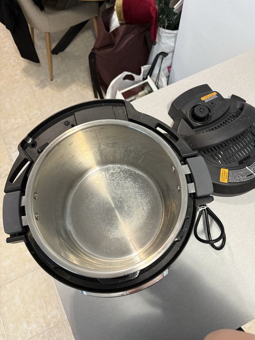 Мултикукър Instant Pot Pro Plus 5.7L (10-в-1)