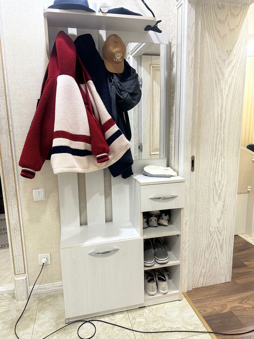 Продаю мебель для прихожей