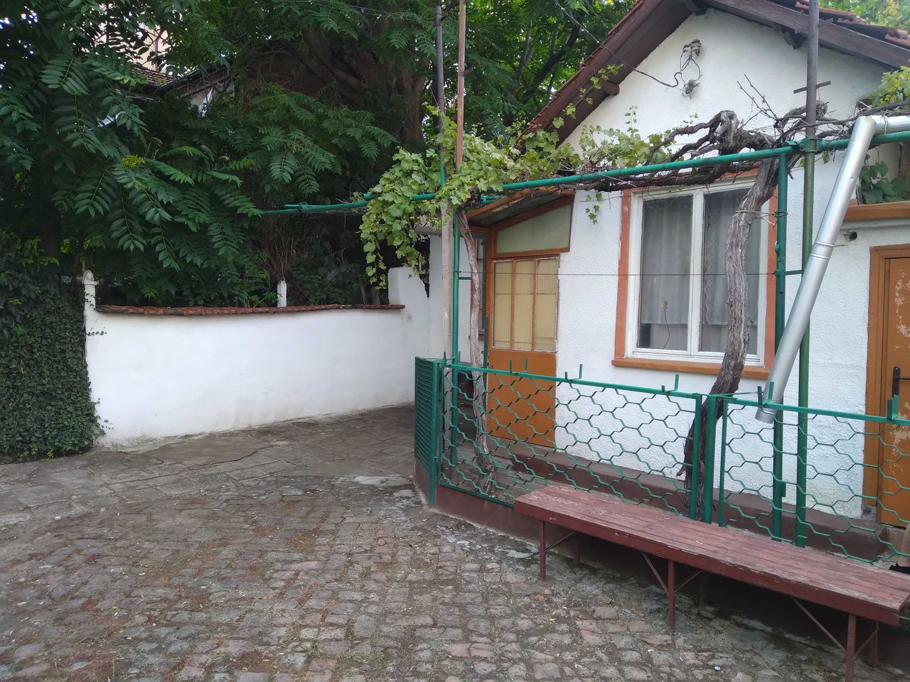 Продава се Къща в Пловдив, Център - 94 кв.м за 2075 €/кв.м - Снимка #4
