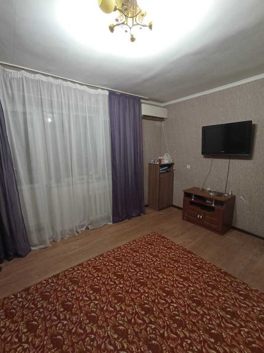 Продам 1 комн. квартиру в Уральске