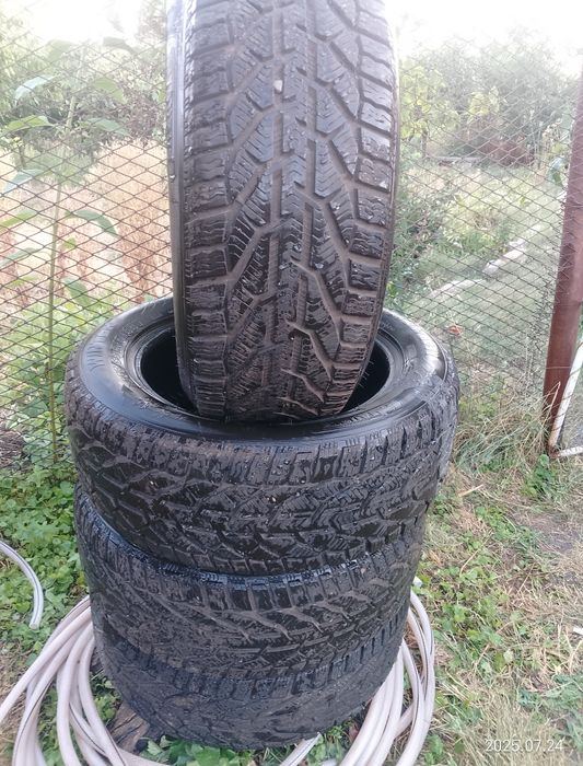 Cauciucuri iarna Taurus 235/55/17
