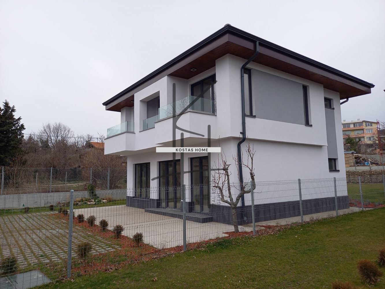 Къща в Варна-м-т Св. Никола площ 160 цена 375000