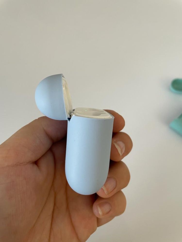 Чехлы для 1 и 2 поколения Airpods