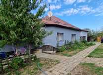 Vând casă+600 m2 grădină