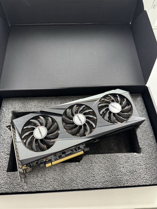 Видеокарта Gigabyte RTX 3060 Gaming OC rev. 2.0 12 Gb