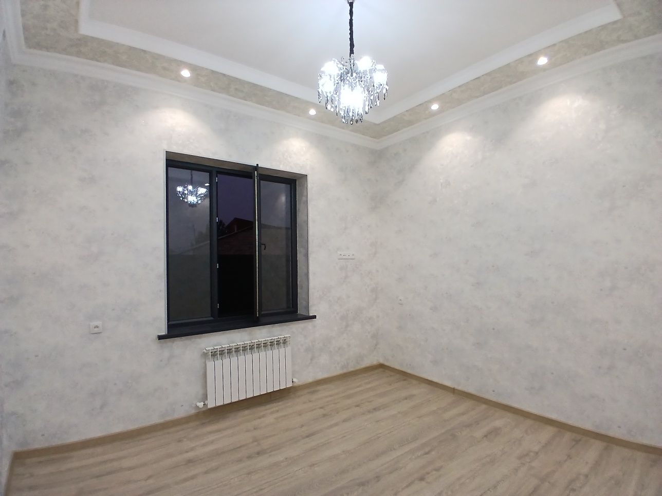 Срочно! Продаётса Новый Евро Дом Уч Кахрамон Ходжи ота 2.соток