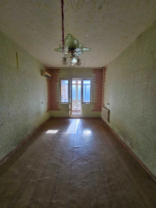 Buxoroda kvartira xonadon uy sotiladi 2 xonali 62m² 3-qavat.