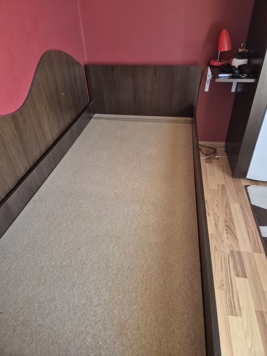 Pat cu 2 sertare + Saltea