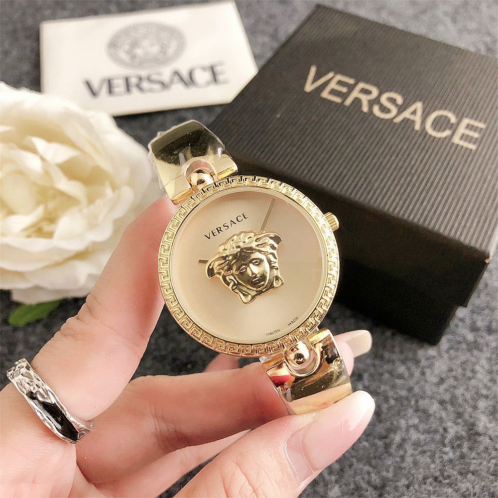 Дамски луксозен ръчен часовник Versace