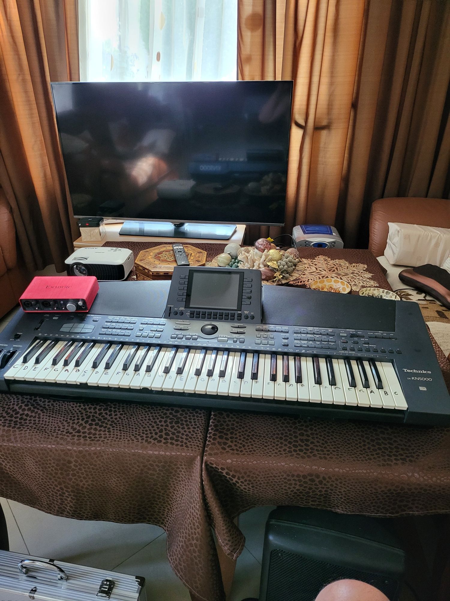 Technics  sx-KN 5000 midi