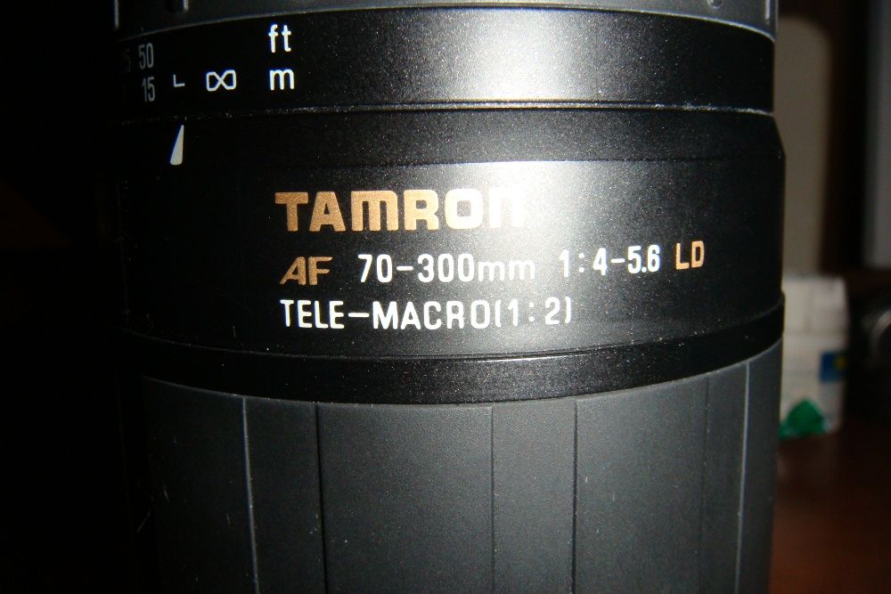 teleobiectiv canon eos 300 tamron af 70/300