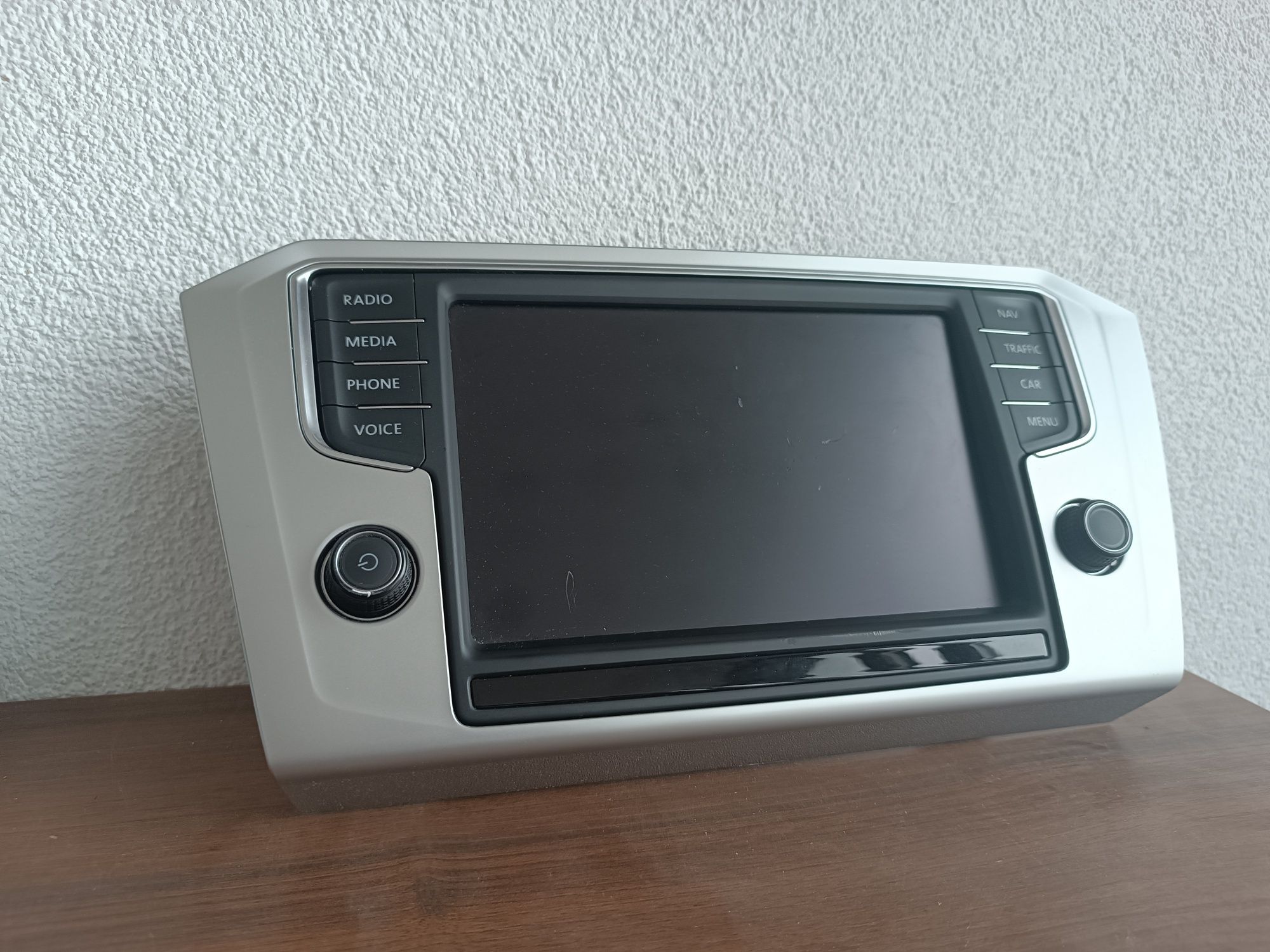 Vând display 8 inch Vw