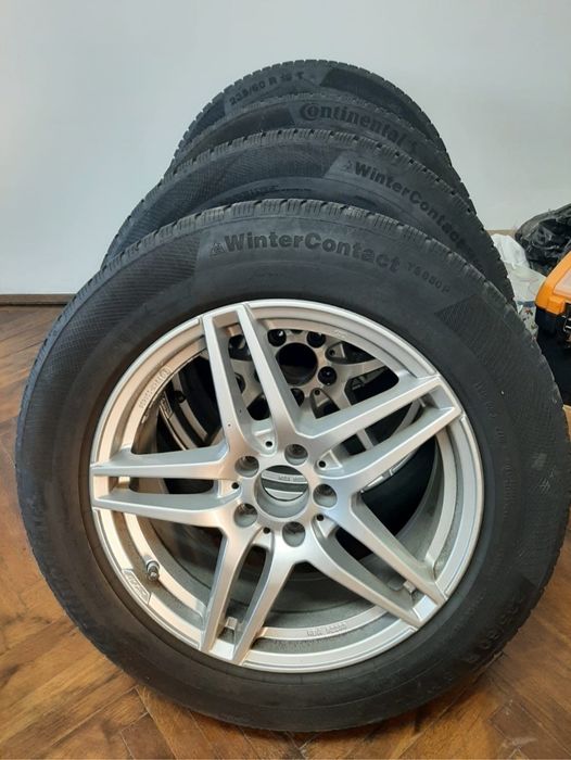 4 roti de pe Mercedes GLC cu senzori de presiune