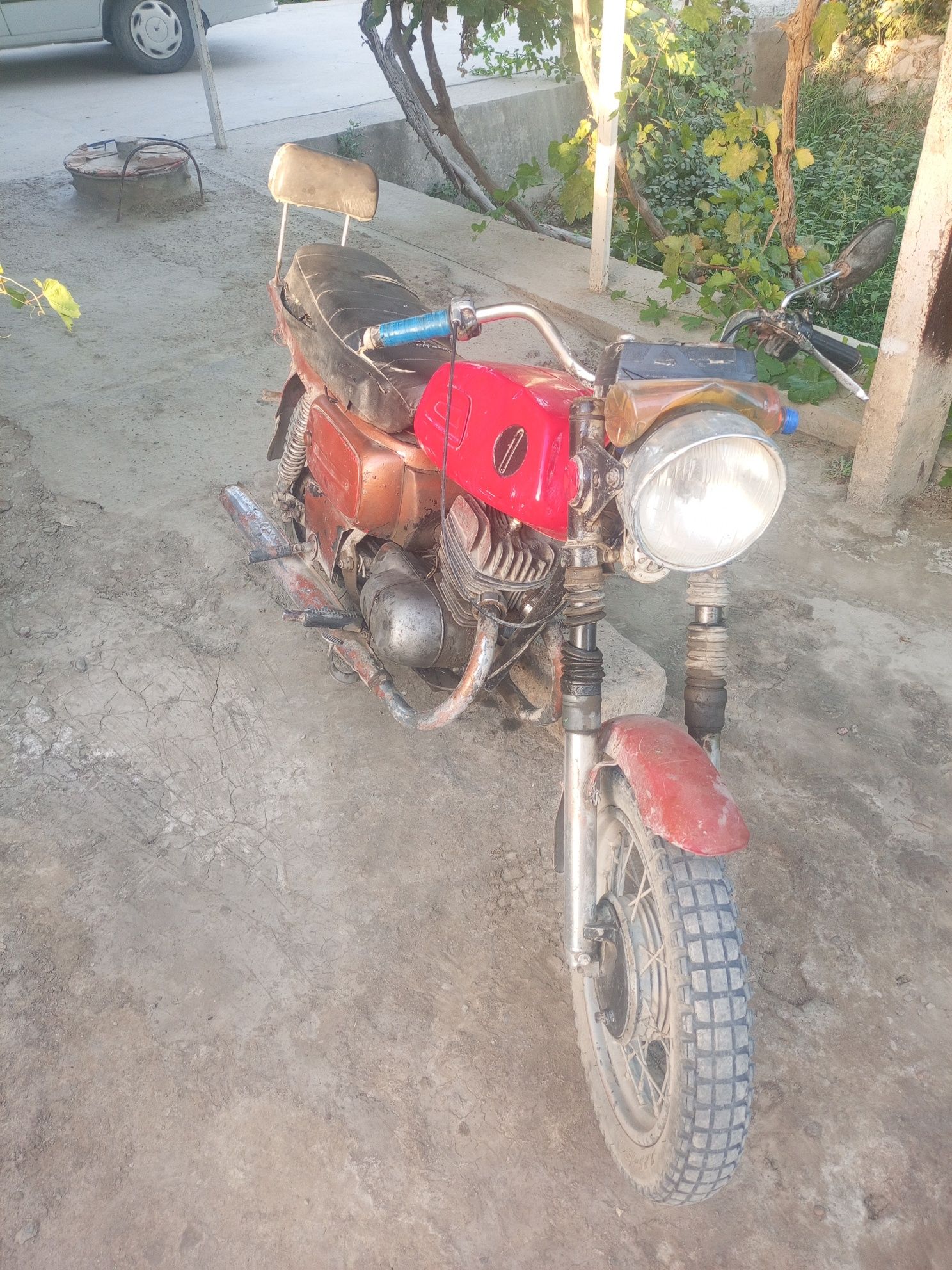 Vasxod M3 motosikil
