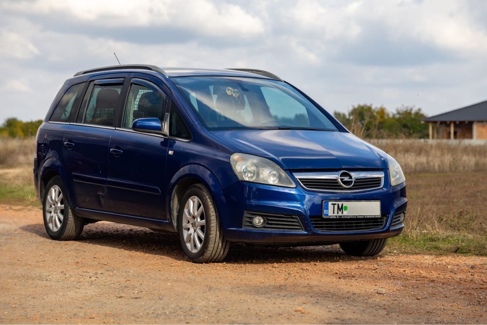 Opel Zafira 1.9 CDTI – 7 locuri, km reali