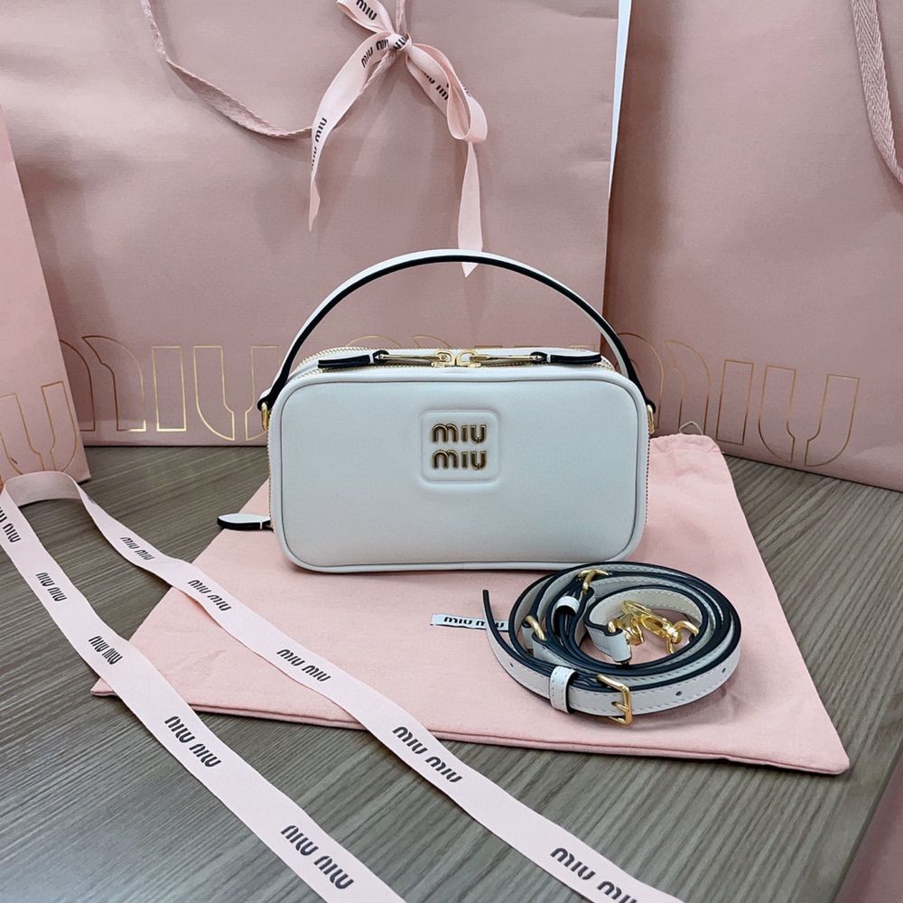 Geanta Miu Miu premium