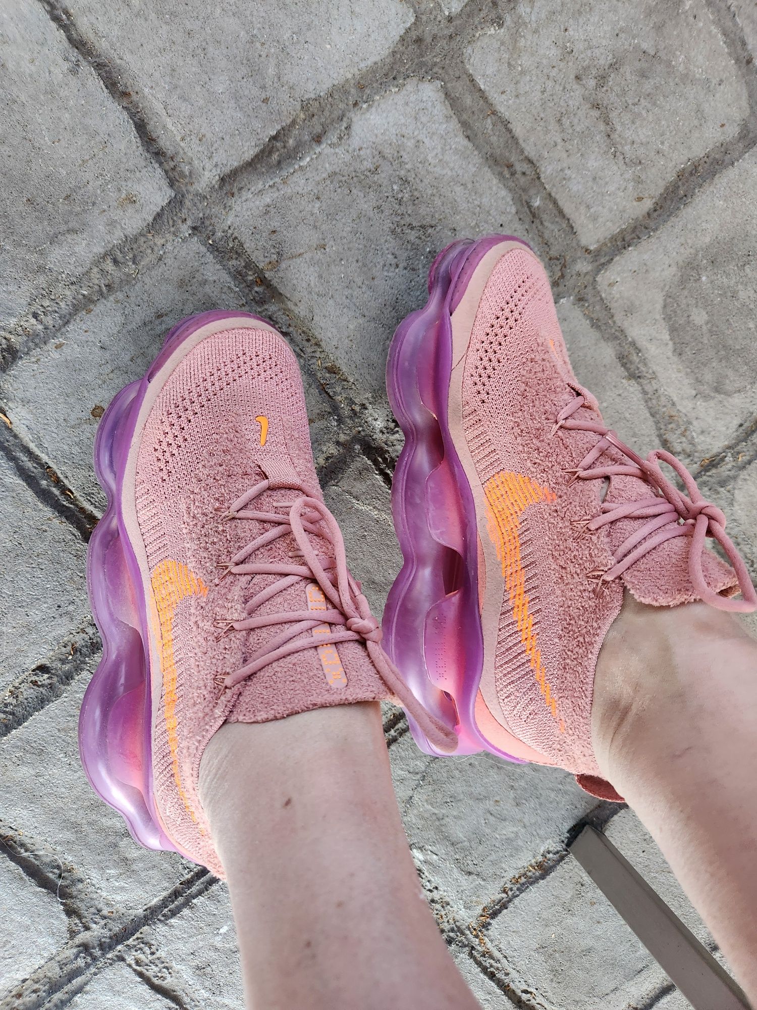 Nike маратонки, носени много малко!