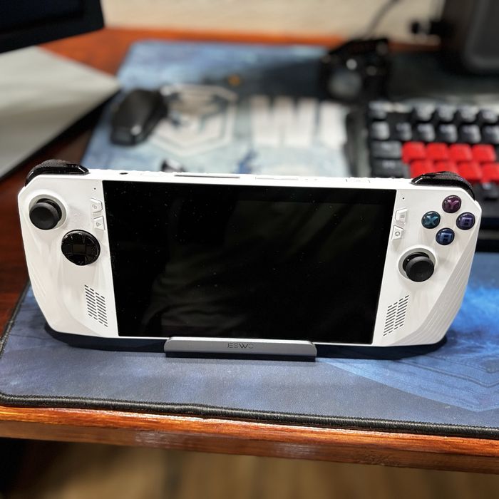 Asus ROG Ally неразличим от нов