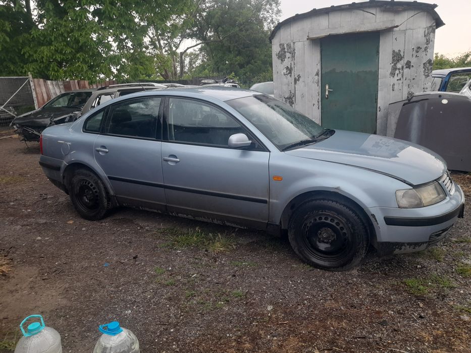 Фолксваген Пасат 1.9 дизел на части