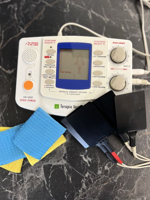 Aparat electrostimulare/ Aparat fizioterapie/Medical