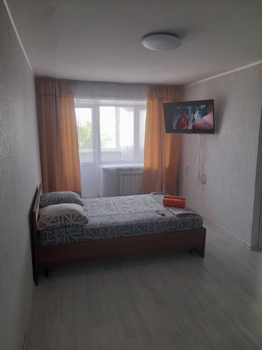 1 Ком квартира   посуточно район Школы Бест WI-FI/ Смарт ТВ