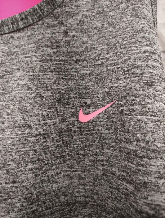 Maiou nike/ sport/ maieu