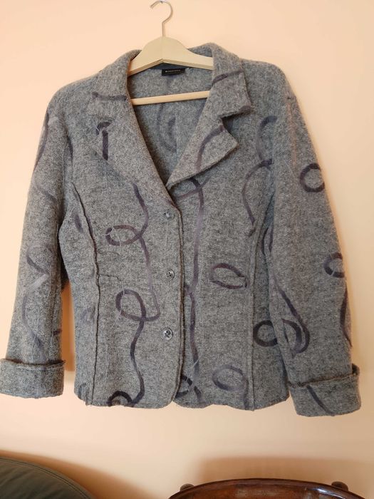 Жакет,тип сако,без подплата от чиста вълна марка ,witteveen