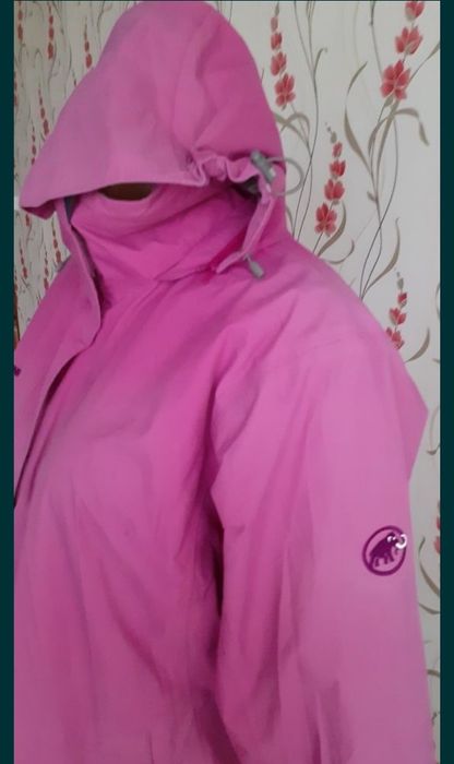 Geaca de dama Mammut dry tech marime M/L.