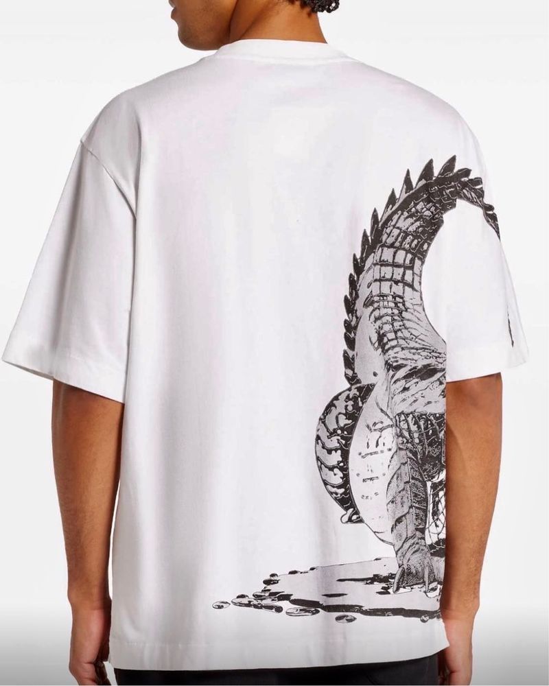 Тениска off-white oversize