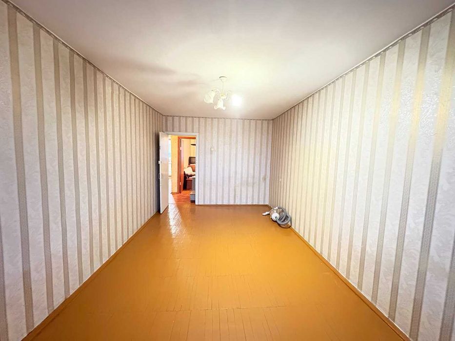 Срочно продается 2 ком.квартира на КСК