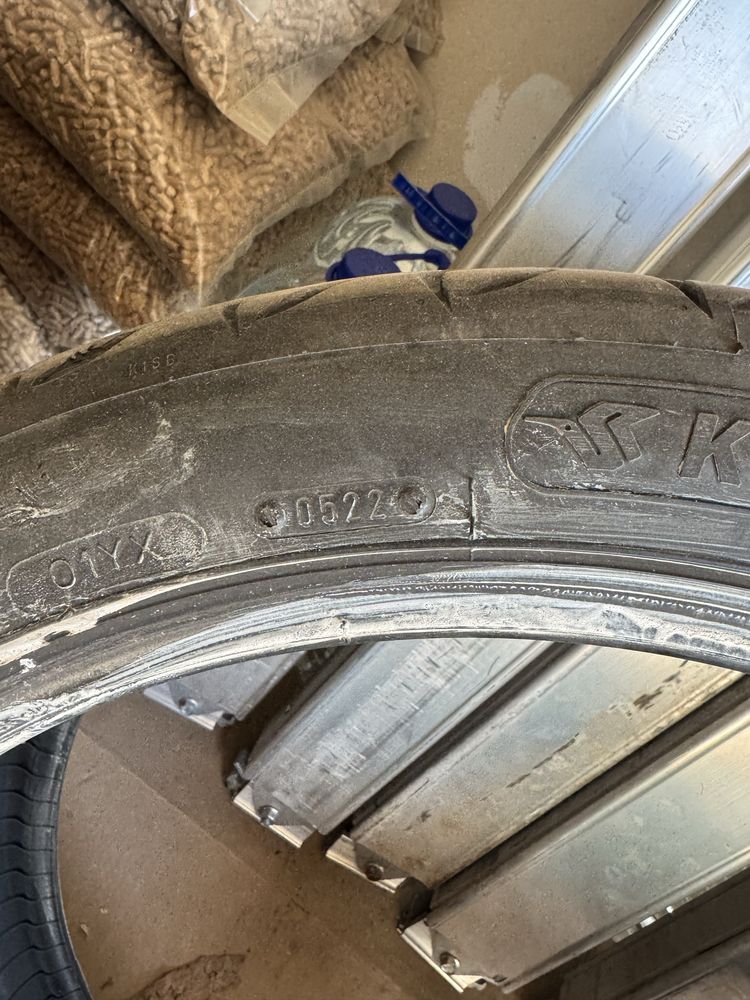 2бр. Гуми Kormoran 245/40R19 bot 0522