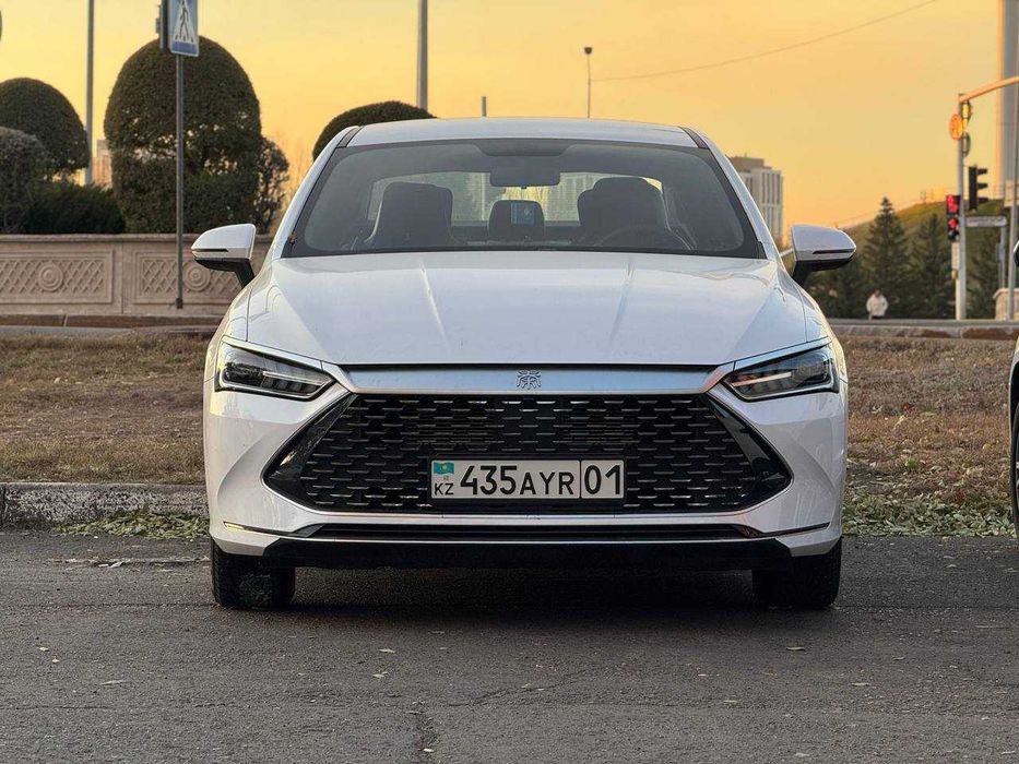 Новая BYD 2025 аренда авто Астана. Прокат машин можно под такси