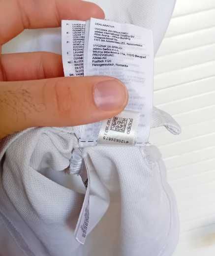 Оригинална фланелка с яка Adidas